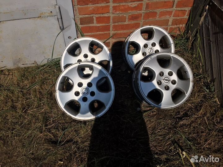Продам диски opel vectra b