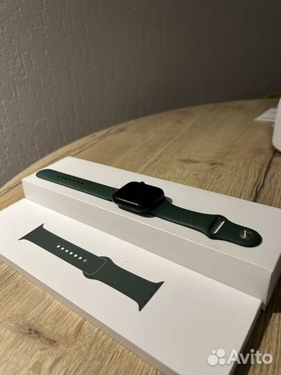 Apple watch series 7 45mm green