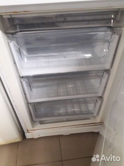 Холодильник hotpoint ariston 200 см