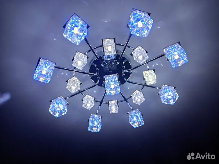 Люстра потолочная