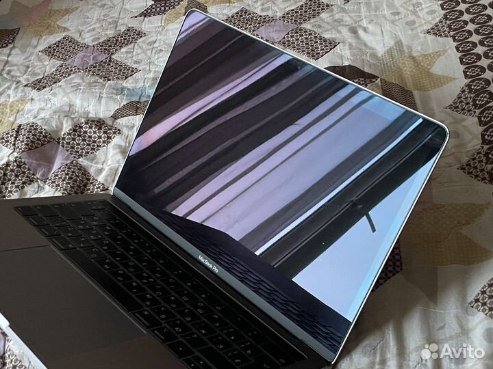 Mac Book Pro 13 2018 touchbar на зап части