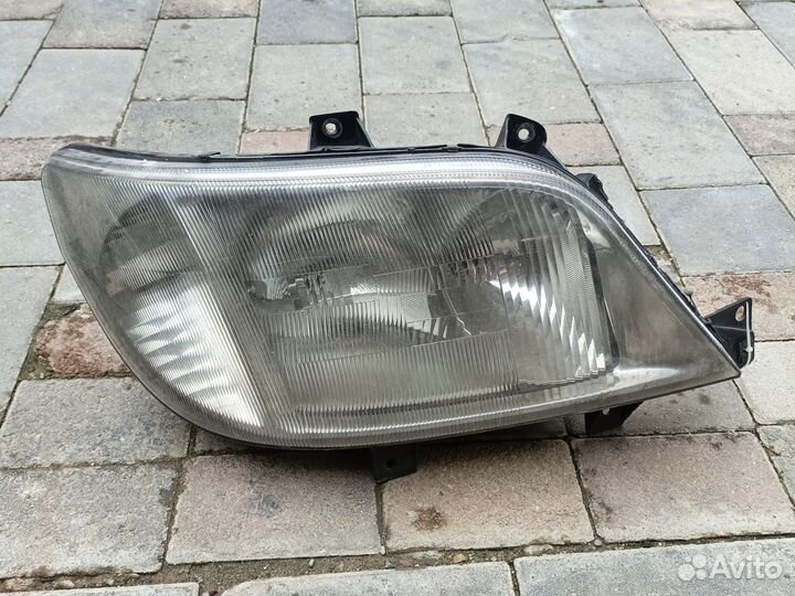 Фары Mercedes Sprinter 2002г. 150532-00 RE бу