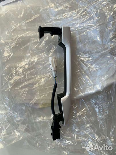 Ручка двери Mazda оригинал