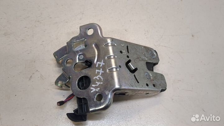 Замок багажника Skoda Octavia (A7), 2017