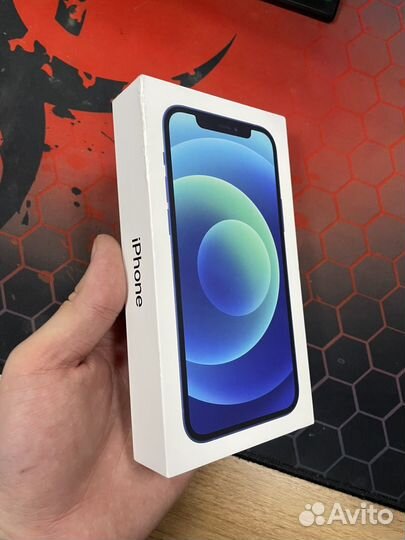 iPhone 12, 64 ГБ
