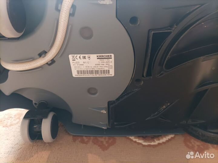 Моющий пылесос Karcher puzzi 8 1