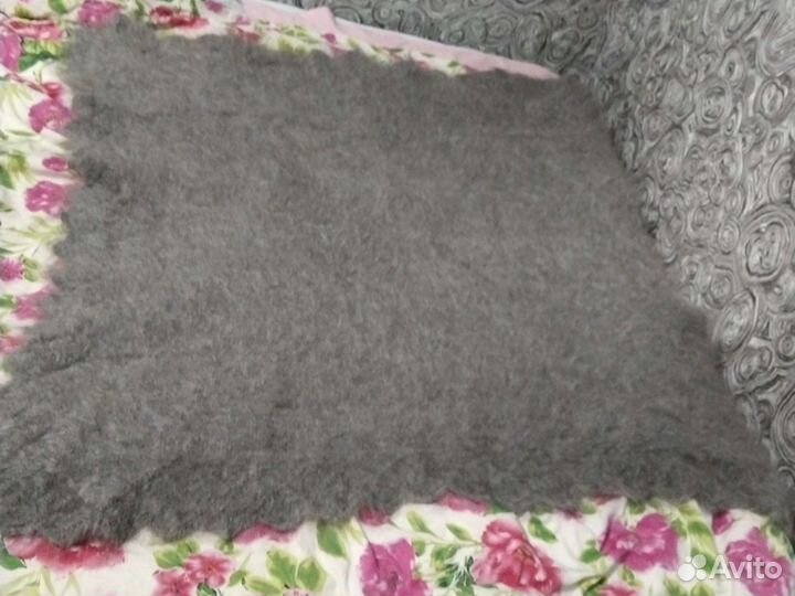 Платок пуховый новый
