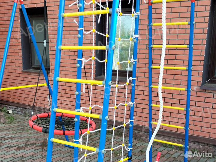 Детский спортивный уличный комплекс