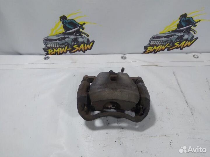 Суппорт передний левый Toyota Camry ACV40 2azfe