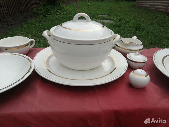 Набор столовой посуды зик