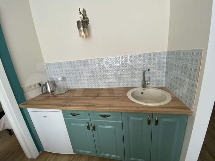 Комната 25 м², 1/4 эт.