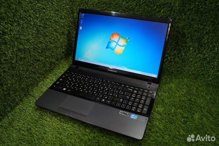 Samsung с матовым экраном в идеальном состоянии