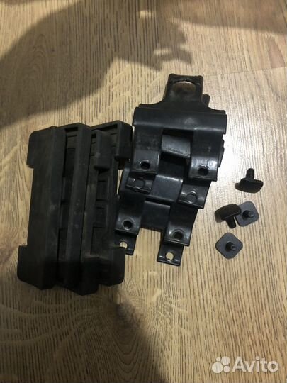 Крепление на крышу авто thule