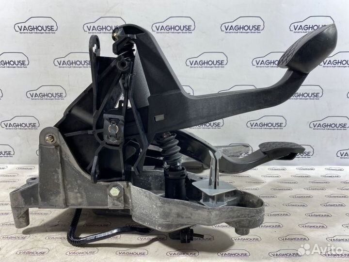 Педальный узел Volkswagen Touareg 7L 2.5 BAC 2006