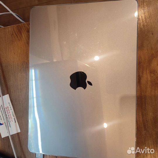 Ноутбук MacBook Air 13 2022 (M2, 8GB, 256GB)