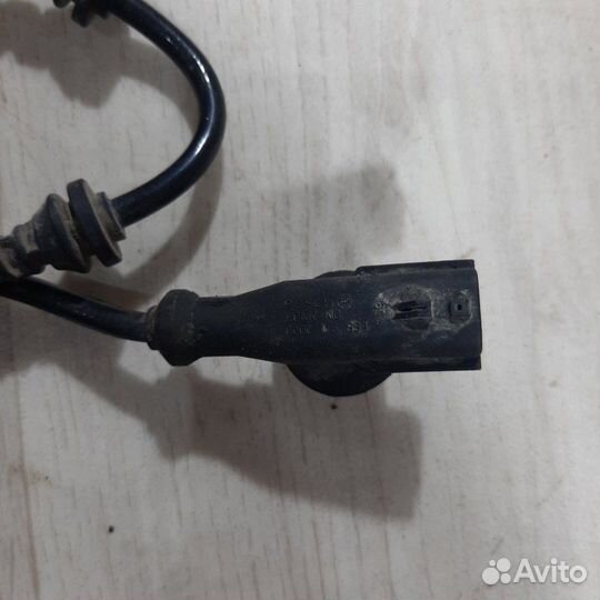 Датчик ABS передний левый Chevrolet Aveo Т 250