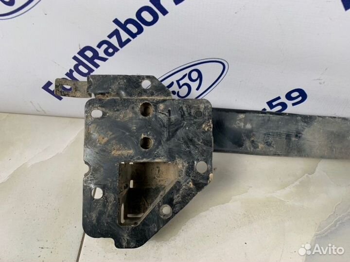 Усилитель бампера задний Nissan X-Trail T31 2.0