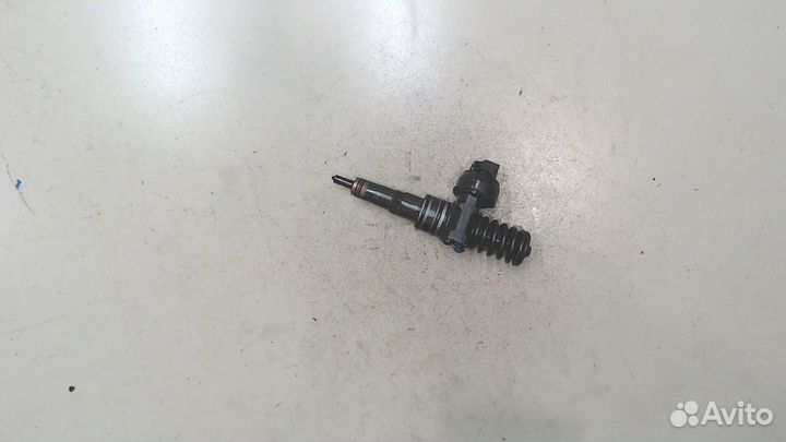 Форсунка топливная Volkswagen Transporter 5, 2008