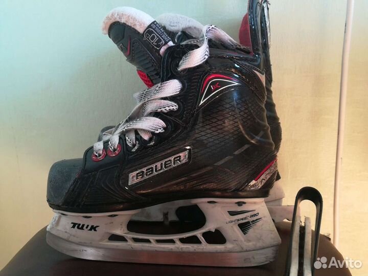 Хоккейные коньки бауер 1х