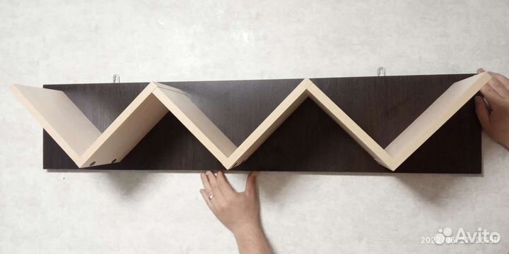 Продам полку настенную