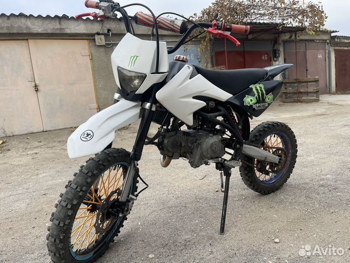 Regulmoto Seven 150