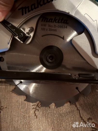 Дисковая пила makita гипоидная 5477NB