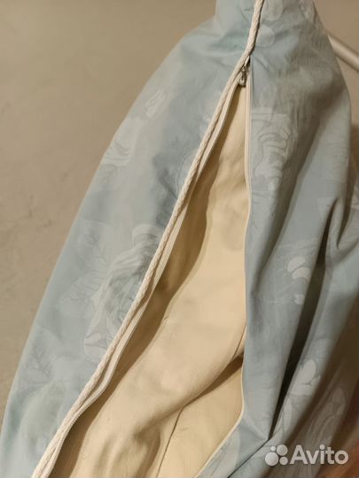 Перьевая подушка 50х50см две штуки