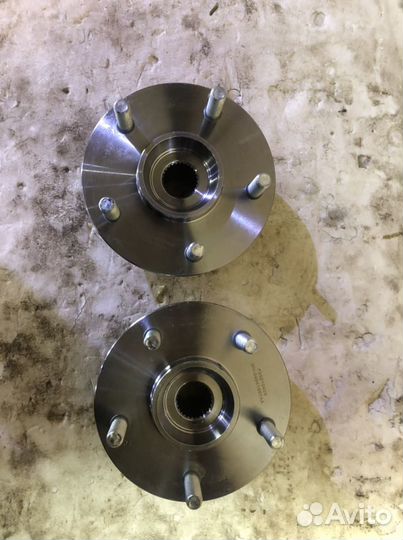 Ступица переднего колеса на jeep grand cherokee WJ