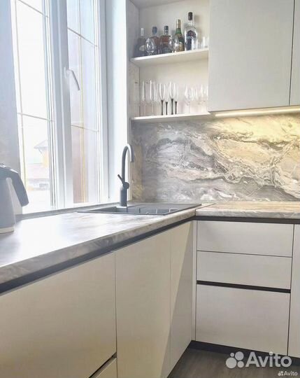 Индивидуальный дизайнерский кухонный гарнитур под