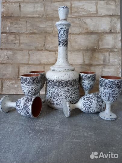 Деревянный штоф с рюмками