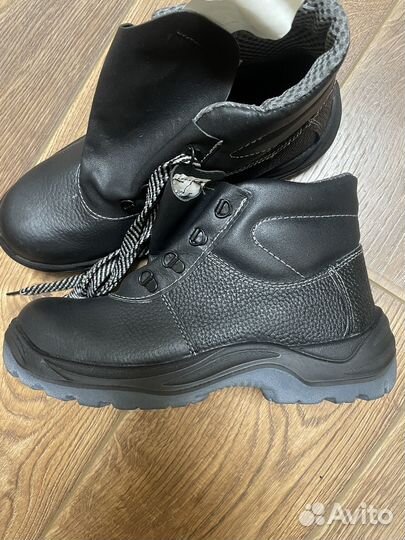 Ботинки рабочие мужские