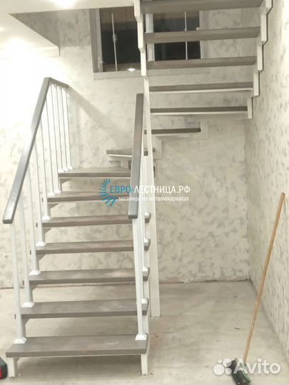 Лестница на второй этаж
