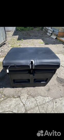 Сидение полуторка volkswagen t5