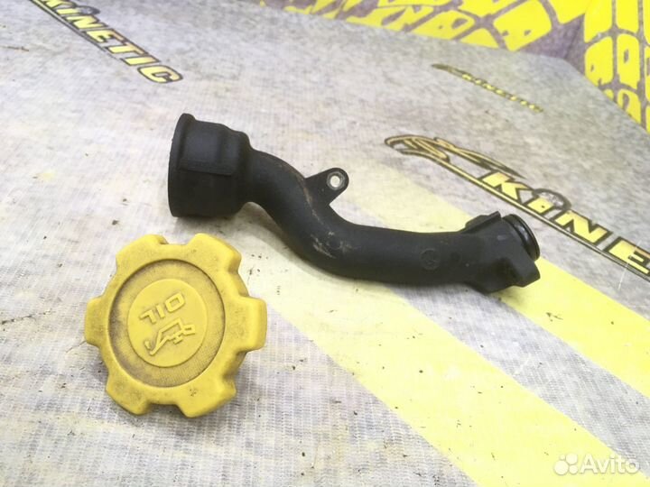 Горловина маслозаливная Субару Импреза Форестер