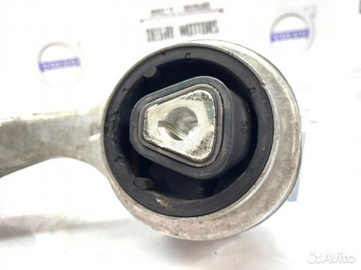 Рычаг передний верхний левый BMW 1 E82 3 E90 04-17