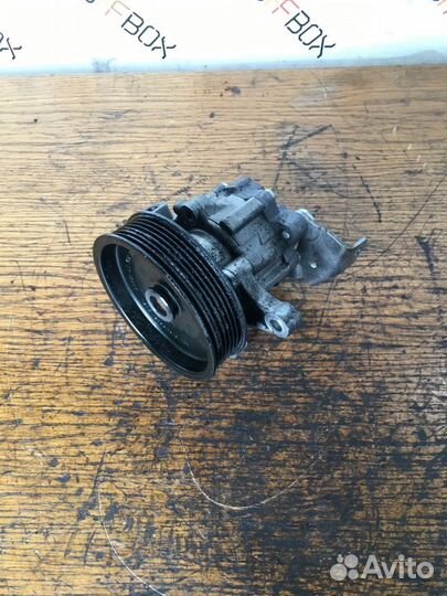 Насос гидроусилителя руля Mercedes E-Class W211