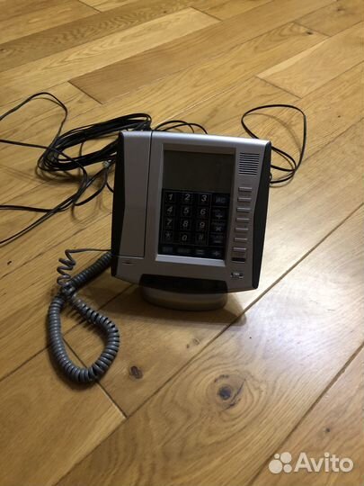 Стационарный телефон
