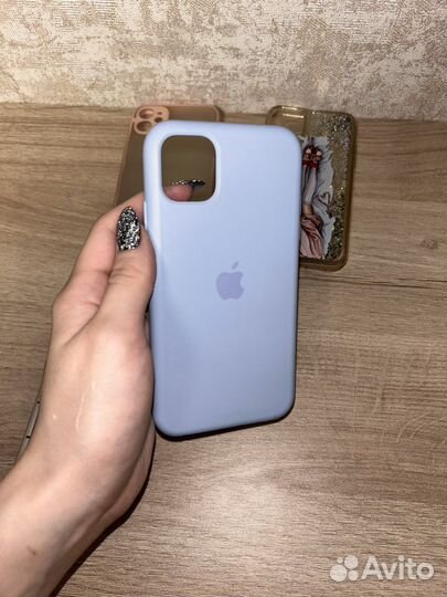 Чехол на iPhone 11