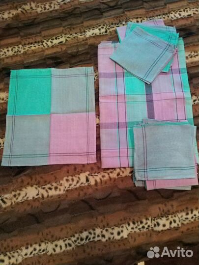 Скатерть льняная с салфетками