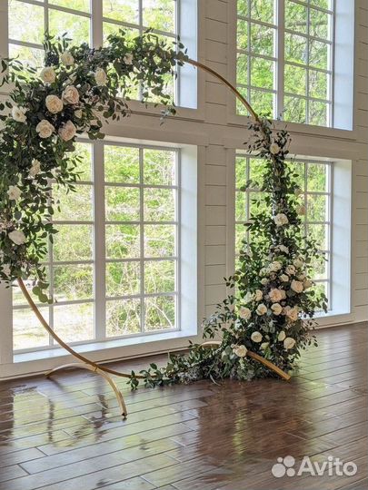 Свадебная арка с оформлением в аренду