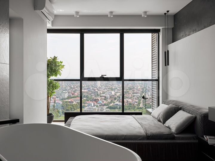 4-к. квартира, 243,6 м², 24/25 эт.