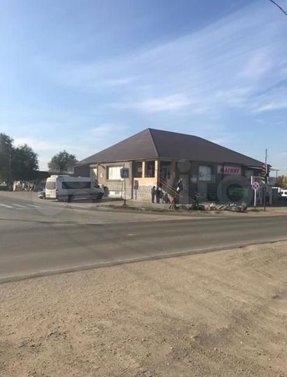 Здание, 682.9 м²