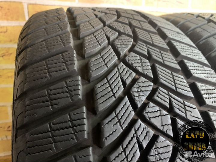 Goodyear UltraGrip Performance Gen-1 235/40 R18 95V
