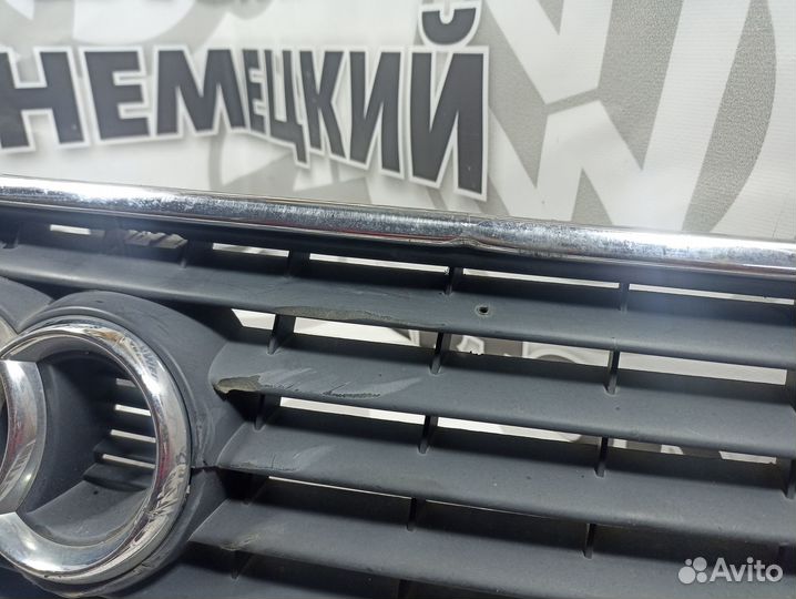 Решетка радиатора Audi A6 C5 рестайлинг