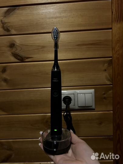 Электрическая зубная щетка philips sonicare