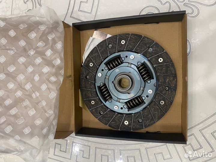 Диск сцепления нажимной на Kia Spektra
