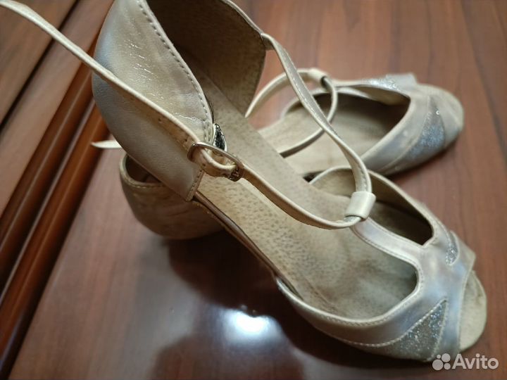 Туфли для бальных танцев