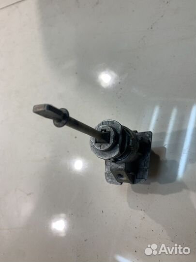 Личинка замка (передняя, левая) (Kia Mohave)