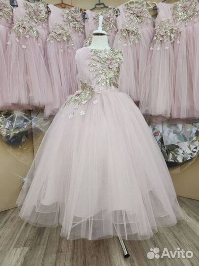 Новые бальные и коктейльные платья