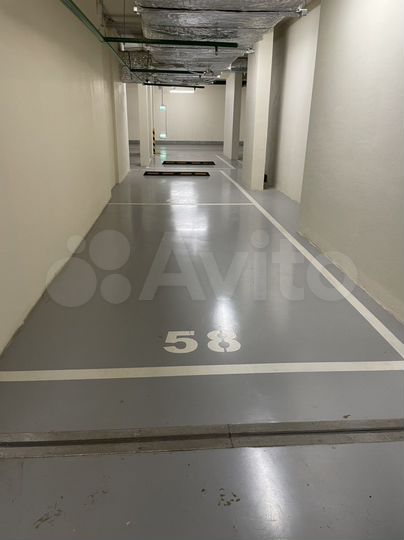 Машиноместо, 28 м²